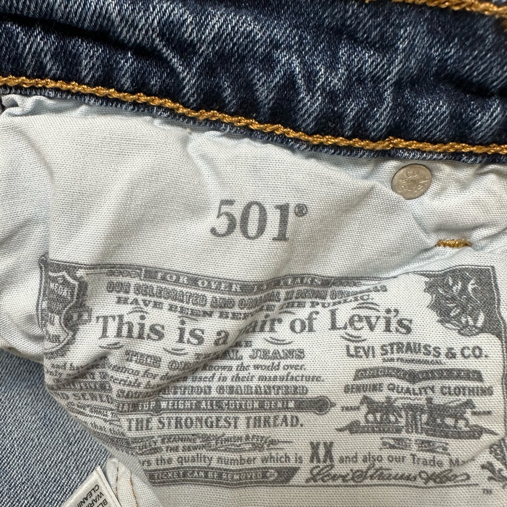 Vintage Levi's 501 Jeans - Picture 8 of 9